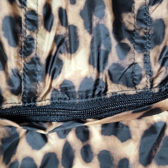 Guess Womens Y2K 2000s Leopard Faux Fur Down Feathers Hooded Puffer Vest Medium - Picture 7 of 12